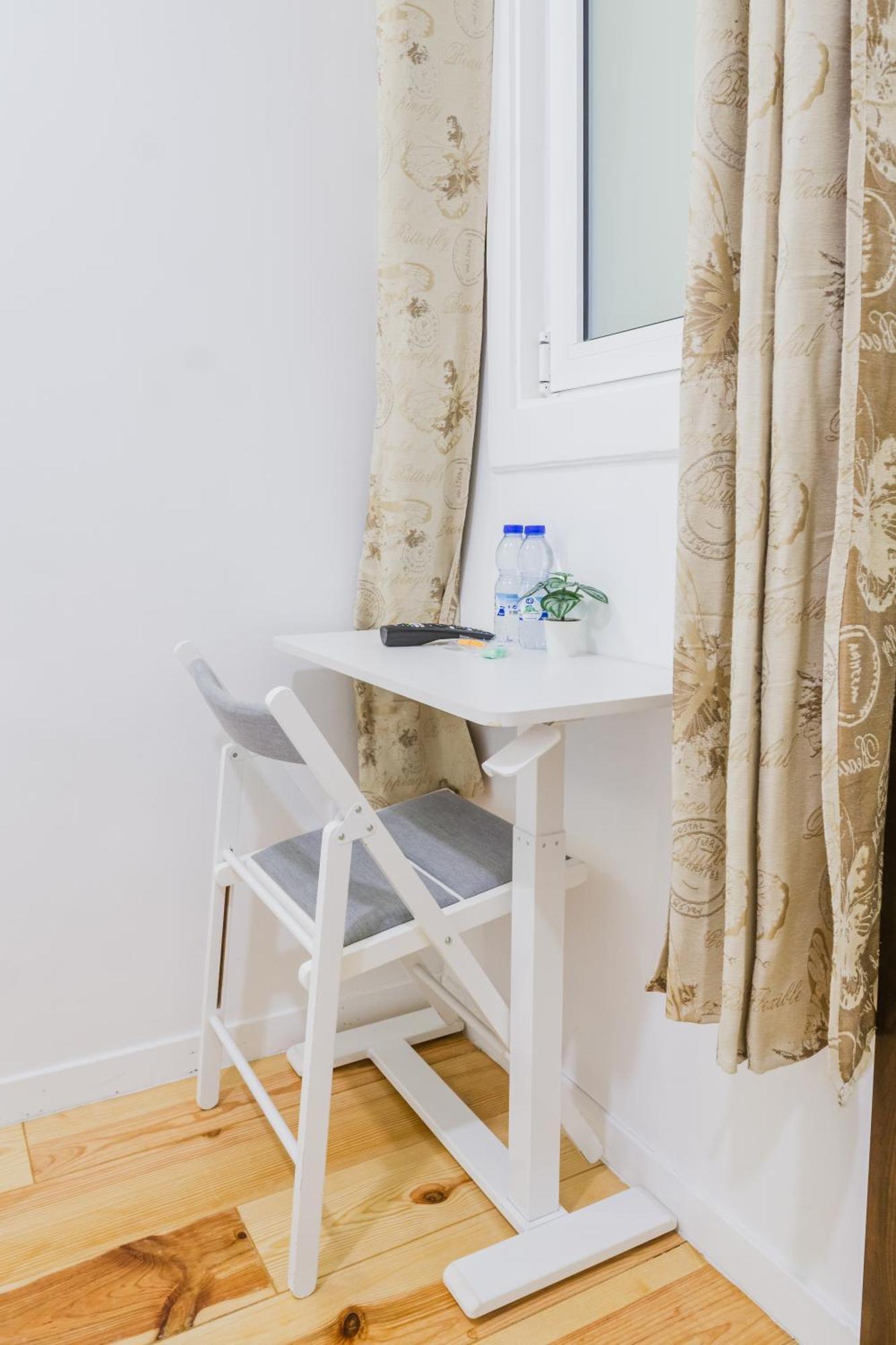 Double Room Private Bathroom